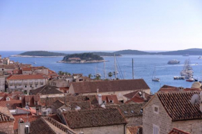 Apartments ''Three Sisters'' - Hvar